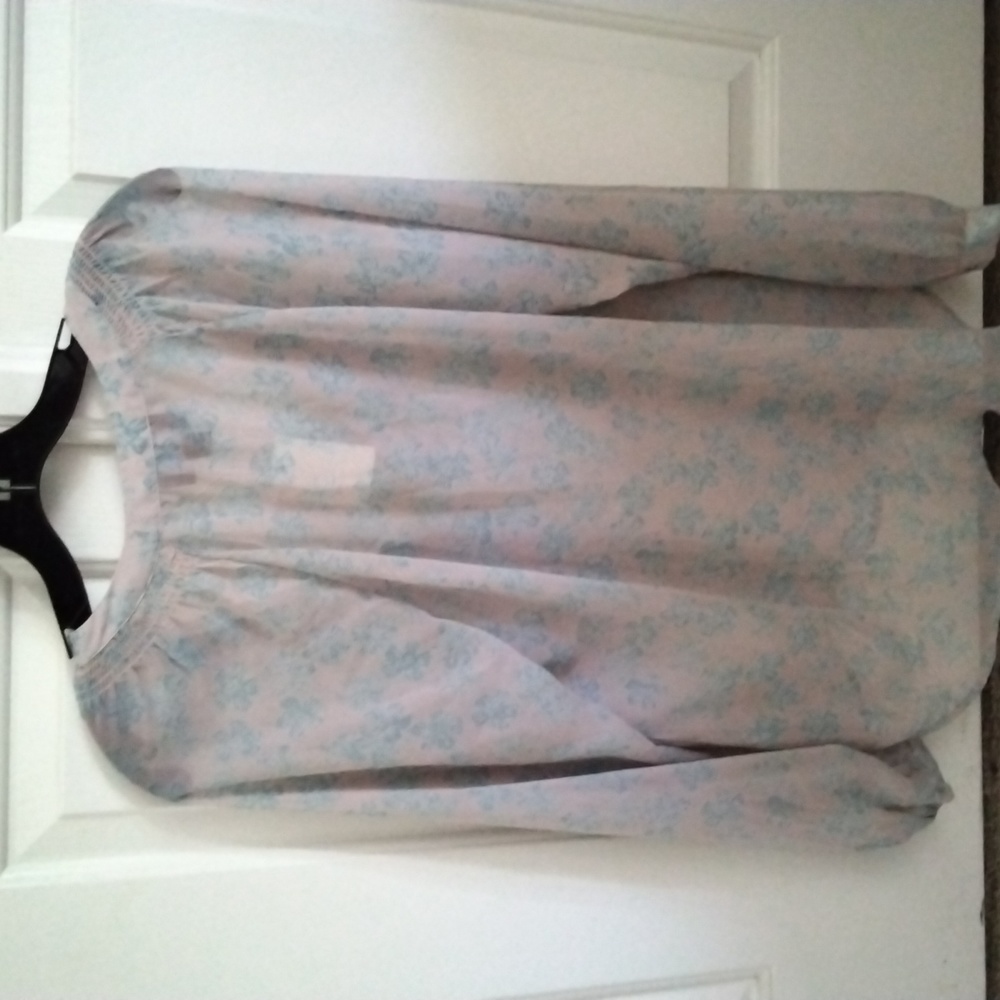 Blouse - Picture 2 of 3